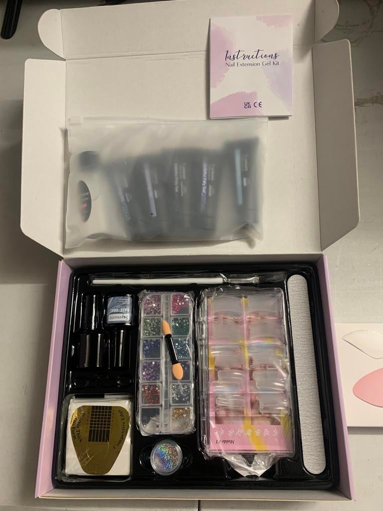 Nouveau set à ongles en gel, Bijoux, Sacs & Beauté, Neuf, Enlèvement ou Envoi, Autres couleurs, Mains et Ongles