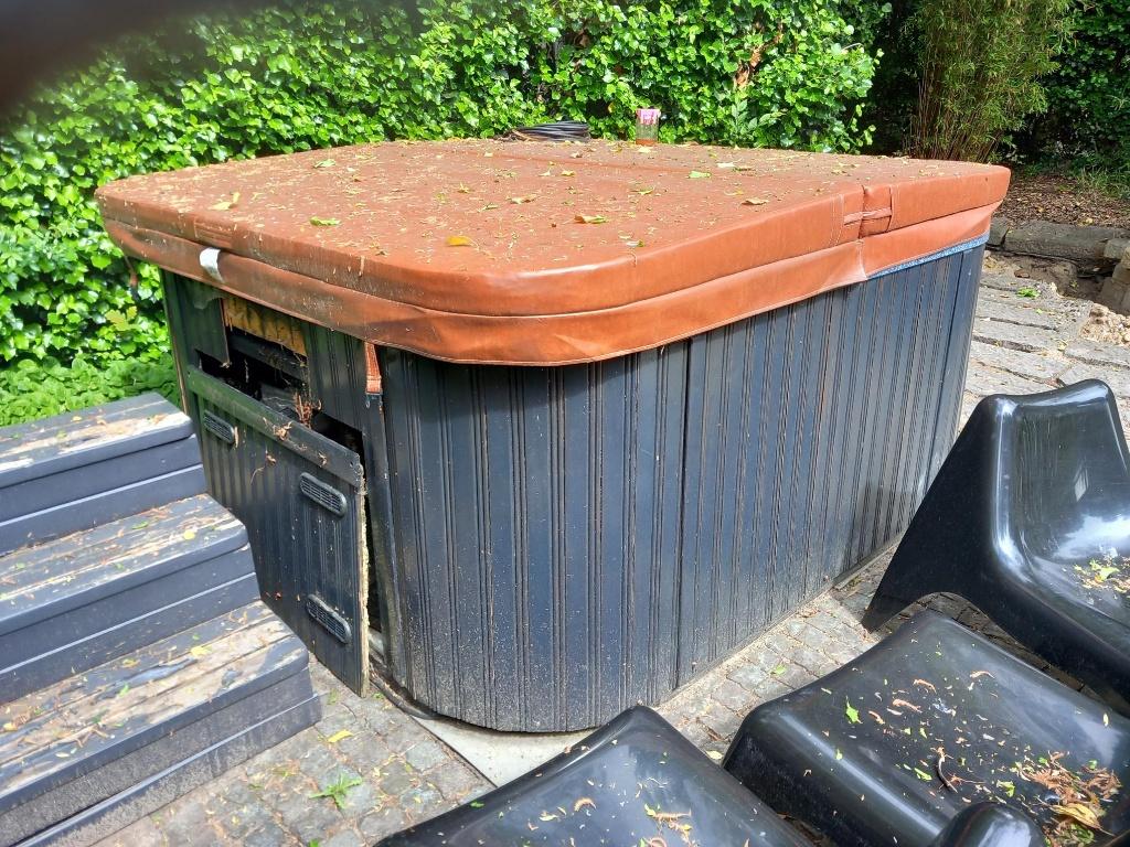 jacuzzi (projectje), Tuin en Terras, Ophalen, Gebruikt, Trap, Vast