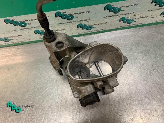 Boîtier accélérateur d'un BMW 3-Serie (3-Serie 90-), -, 3 mois de garantie, Utilisé, -