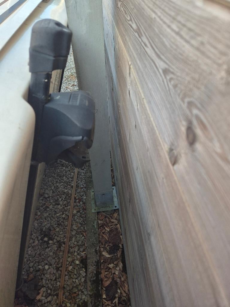 Deckline te koop, Ophalen