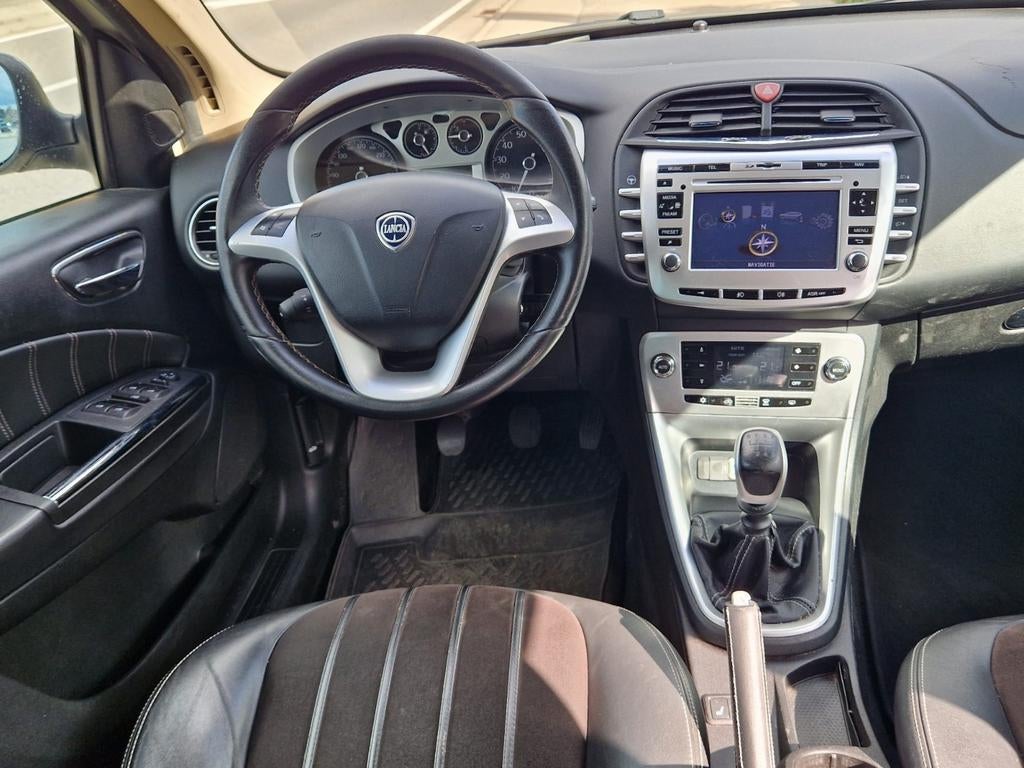 Lancia Delta 1400cc Benzine, Autos, Lancia, Achat, Entreprise, Boîte manuelle, Noir