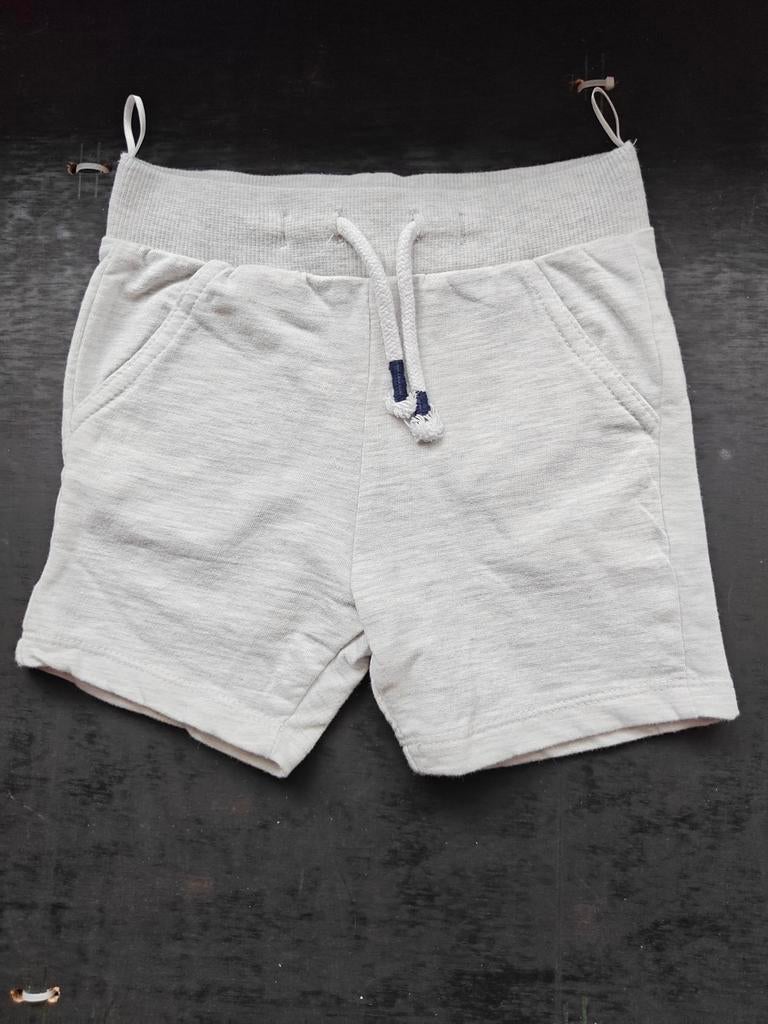 Kort broekje, Kinderen en Baby's, Babykleding | Maat 86, Ophalen, Gebruikt, C&A, Broekje