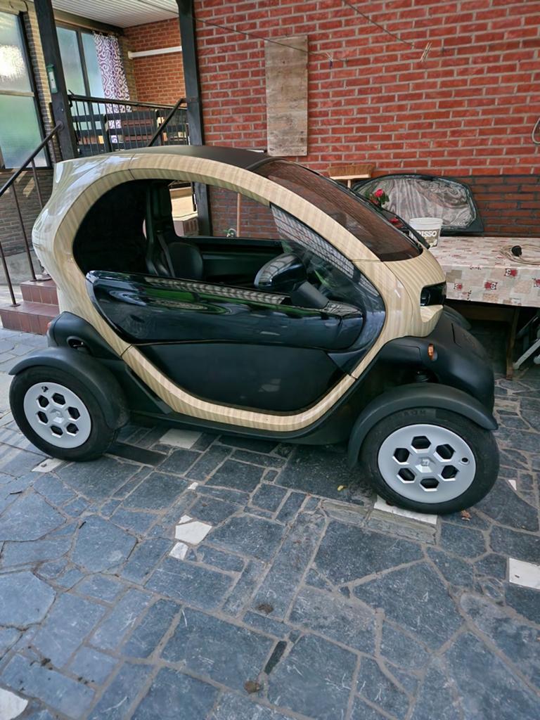 Twizzy, Particulier, Achat