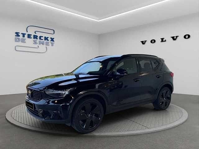 Volvo XC40 Black Edition Plus, B3 Mild-Hybrid, Benzine +, Auto's, Automaat, Euro 6, 1969 cc, Zwart