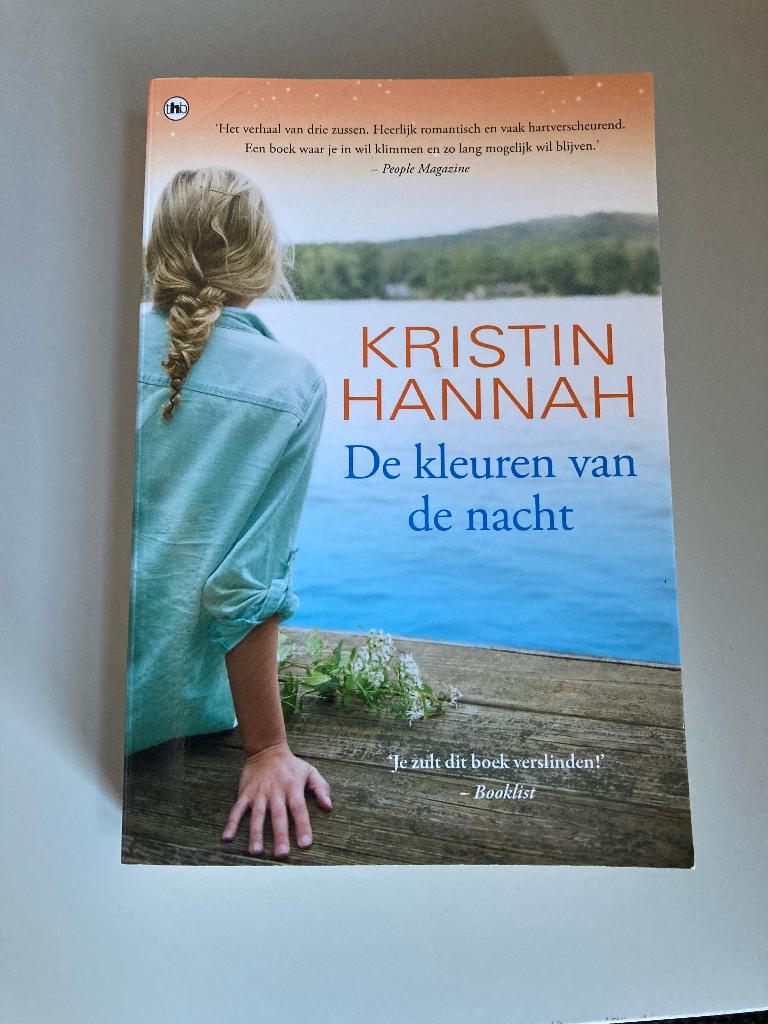 Boek : De kleuren van de nacht. Kristin Hannah,398 blz, 2009, Ophalen of Verzenden, Zo goed als nieuw, Kristin Hannah