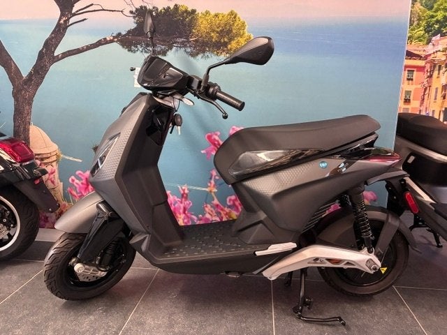elektrische scooter Piaggio One Plus, Ophalen, Piaggio, Nieuw, Klasse B (45 km/u)
