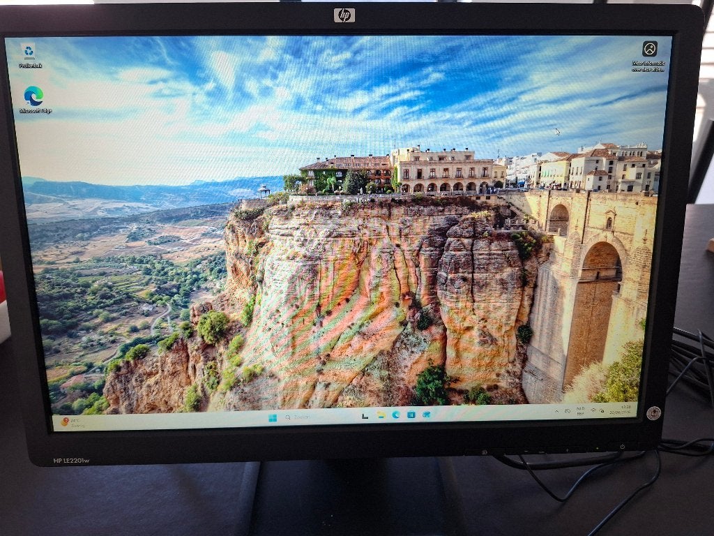 fujitsu P558 desktoppc, Computers en Software, Ophalen, 256 GB, Met monitor, Refurbished