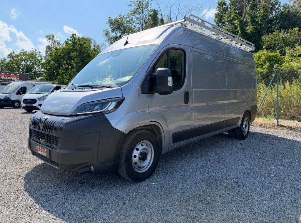 Peugeot Boxer 2.2//L3 H2 // 140 Pk // Automaat // Carplay, Auto's, Stof, 3000 kg, Bedrijf, Diesel