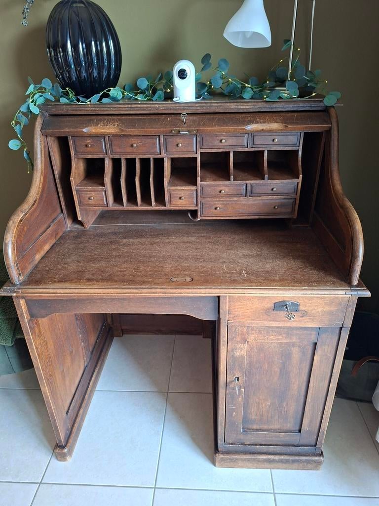 Antiek secretaire/bureau met rolluik, Ophalen, Gebruikt