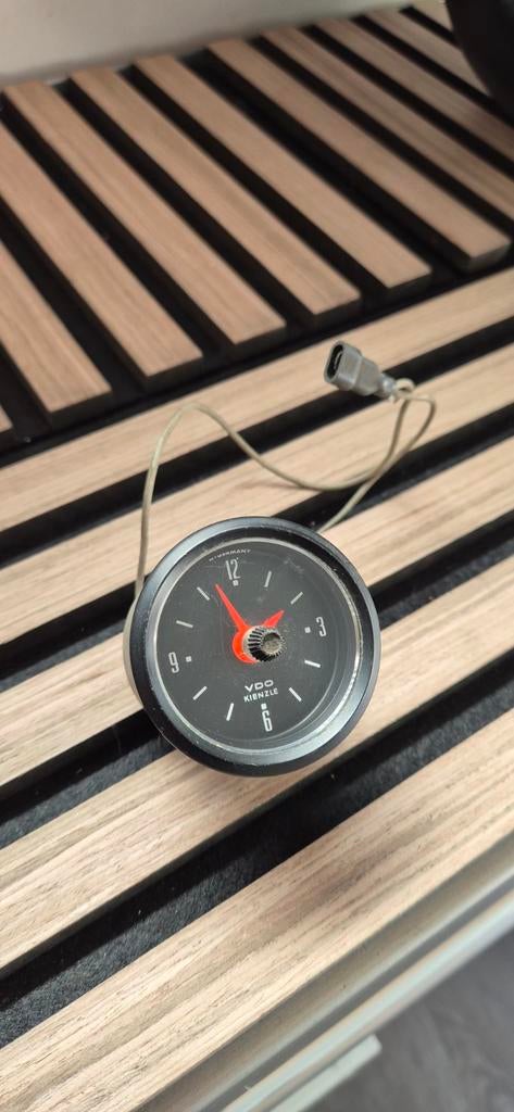 VDO Kienzle dashboardklok, Ophalen