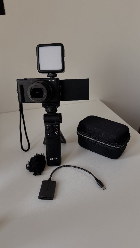 Sony ZV-1 Mark II + Sony Bluetooth Grip + Accessoires, Audio, Tv en Foto, Full HD, 20x of meer, Ophalen of Verzenden, Zo goed als nieuw
