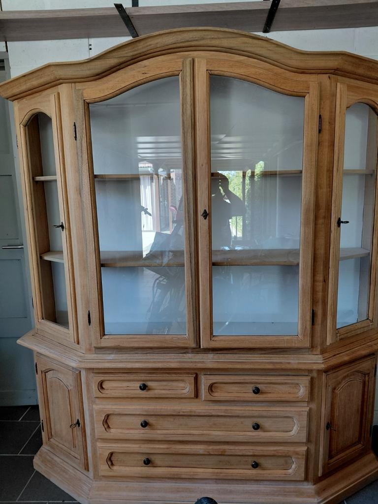 Type de meuble en bois, Enlèvement