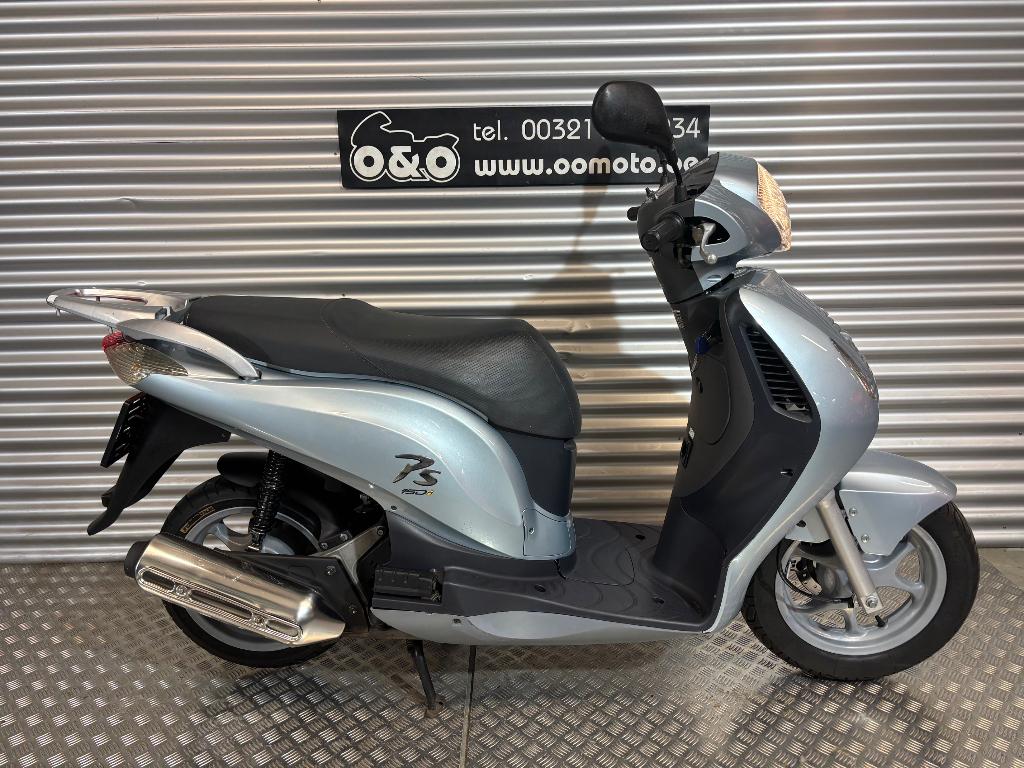 Honda PES150 I 12KW + Garantie + GRATIS onderhoud!, Motoren, Scooter, Occasion, Bedrijf, Minimaal motorrijbewijs A2