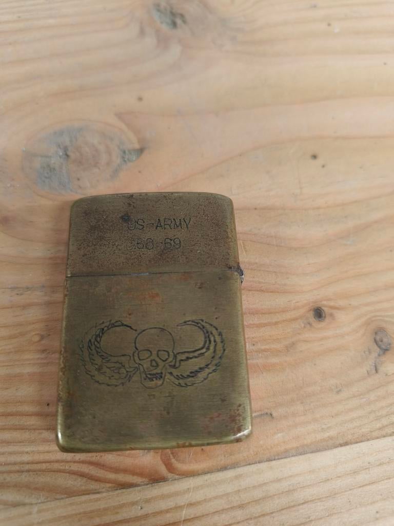 Zippo US-army uit vietnam oorlog, Verzamelen, Ophalen
