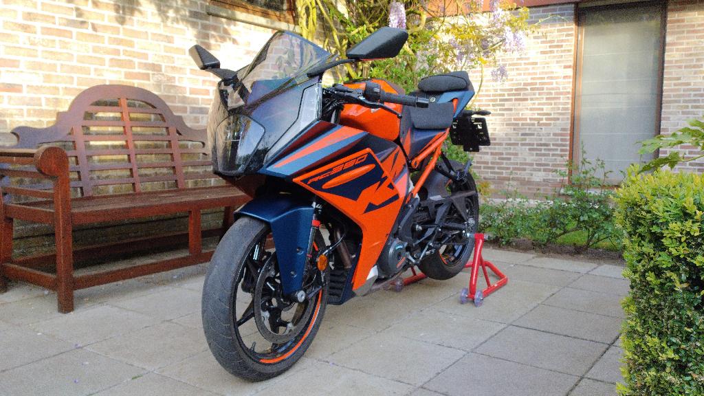 2023 KTM RC390, Motoren, Motoren | KTM, 373 cc, Minimaal motorrijbewijs A2, Handgeschakeld, 1 cilinder