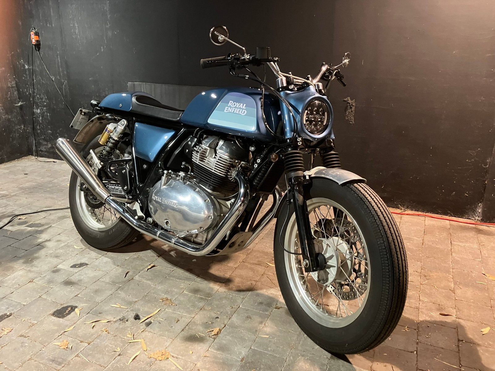 Royal Enfield 650 Continental GT, Occasion, 2 cylindres, Particulier, Manuelle