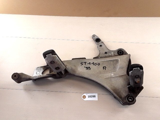 ST1100 1990 - 2001 Honda D1-34820