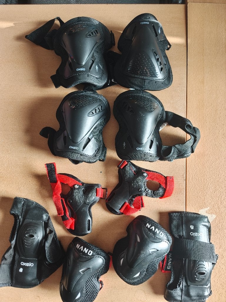 Lot de protections roller / skate / trottinette, Sports & Fitness, Enlèvement, Utilisé, Protection