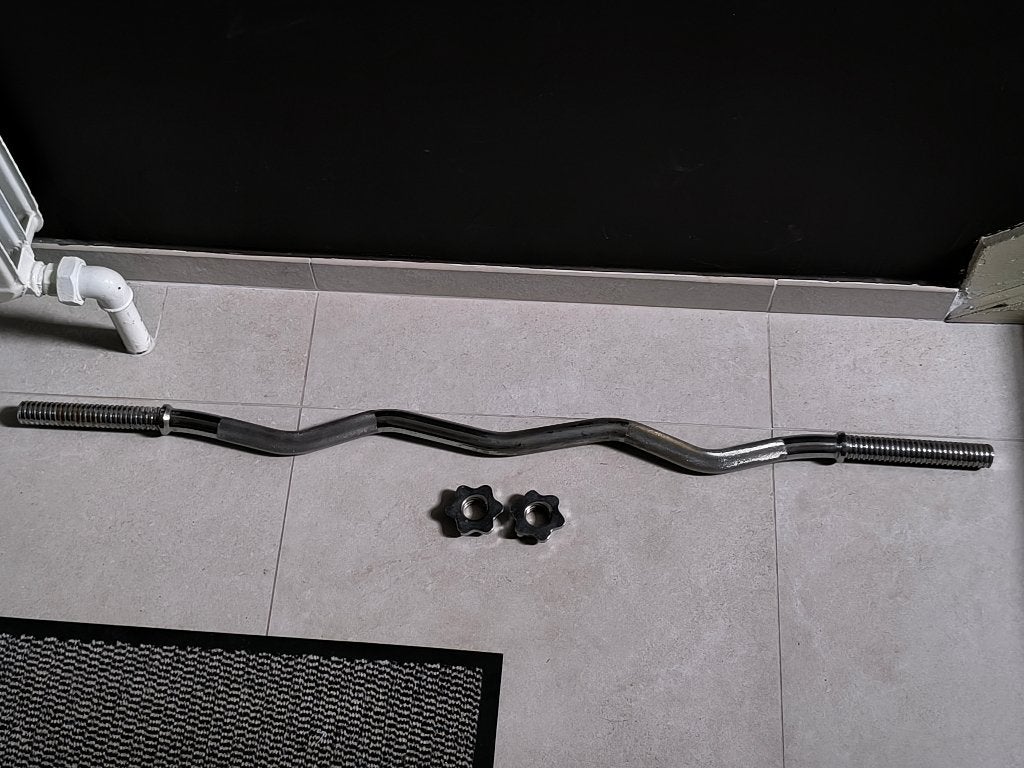 Barre EZ Curl 120cm (30mm). En bon état., Sports & Fitness, Équipement de fitness, Enlèvement, Utilisé, Bras, Barre d'haltères