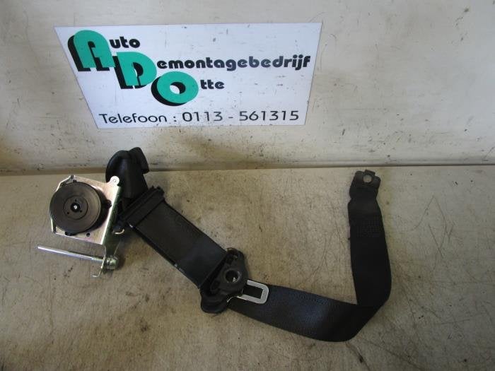 Veiligheidsgordel rechts-voor van een Opel Meriva (Meriva 03, Gebruikt, -, -, Opel