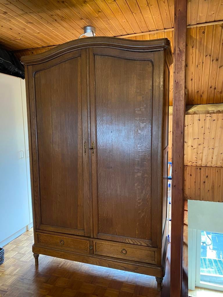 Hoge houten kast met 2 deuren en 2 lades, Antiek en Kunst, Antiek | Meubels | Kasten, Ophalen