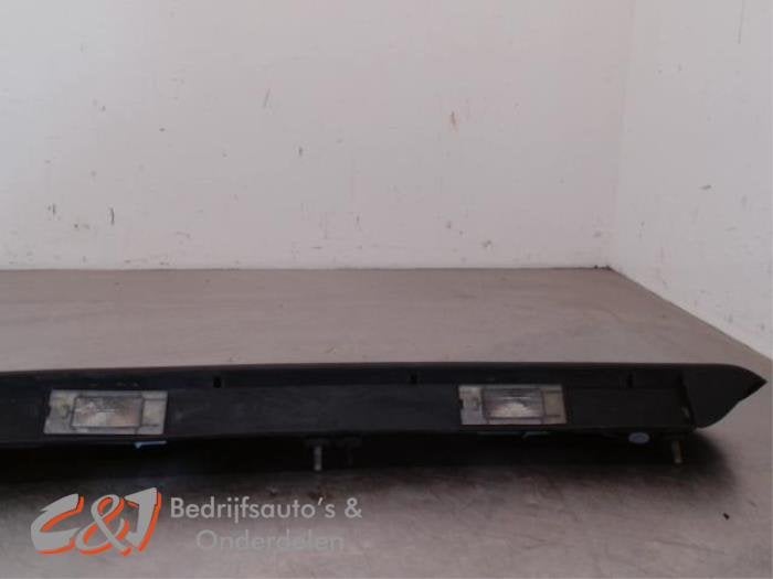Eclairage immatriculation d'un Nissan Interstar, -, 3 mois de garantie, Utilisé, -