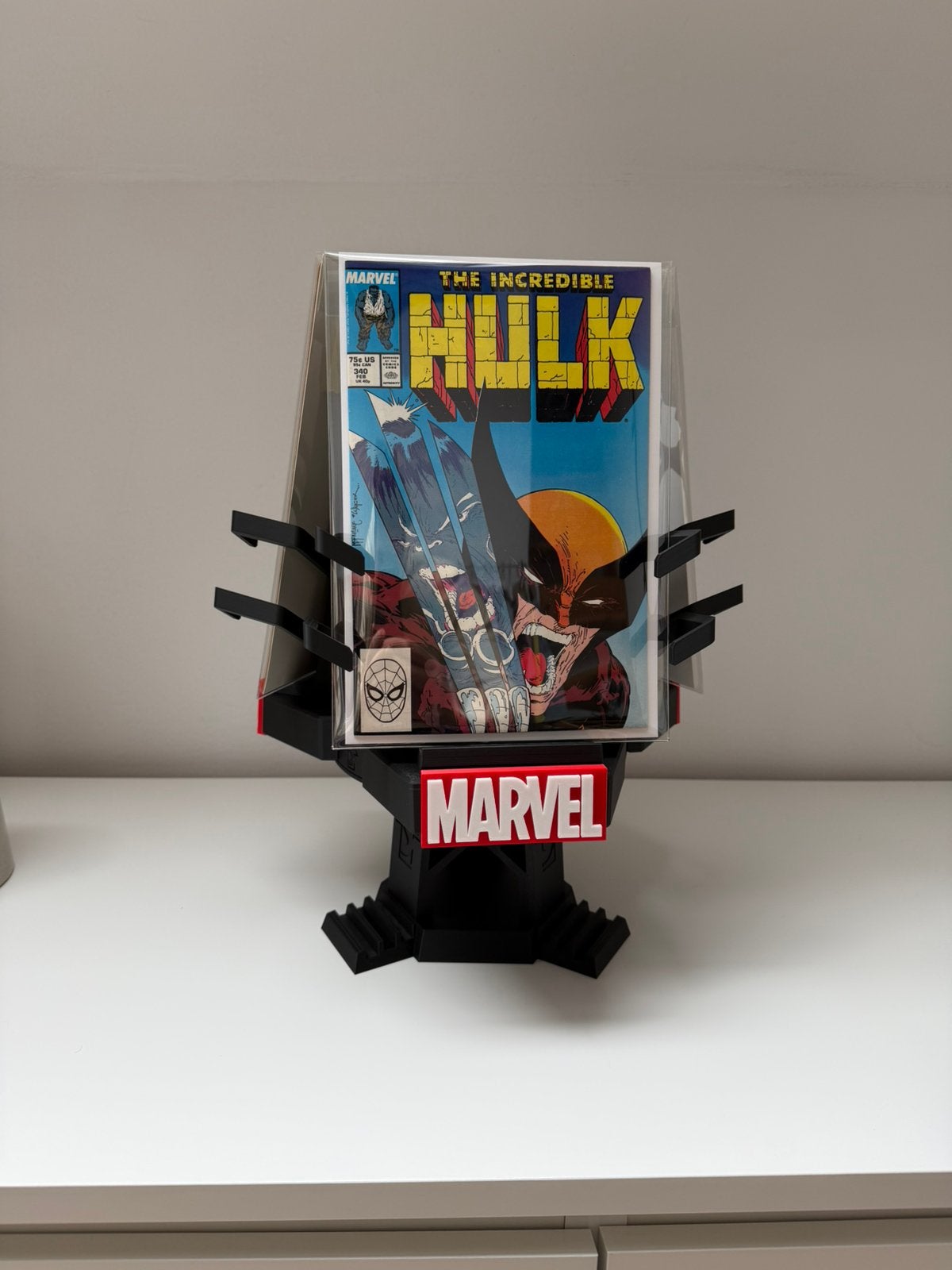 Marvel spinning comic book stand., Boeken, Strips | Comics, Ophalen of Verzenden, Zo goed als nieuw