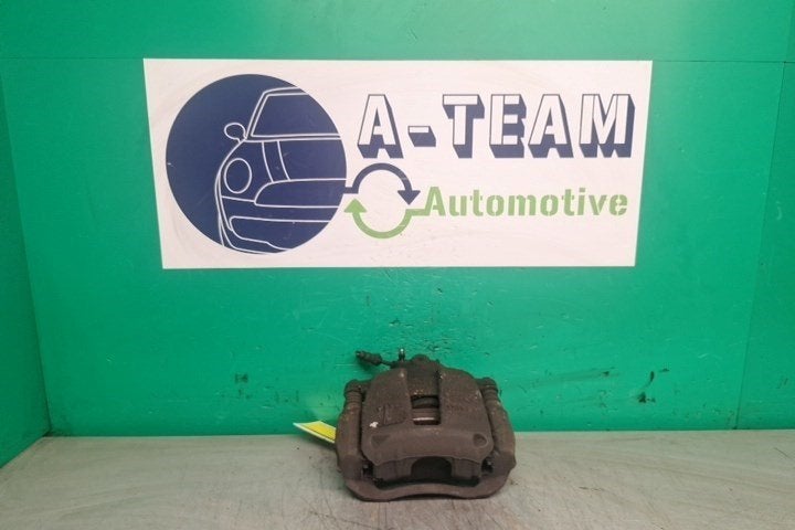 ETRIER DE FREIN AVANT DROIT Peugeot 207 SW (WE / WU), Robert Bosch AG, Utilisé, Robert-Bosch-Allee 1
74232  Abstatt, DE, Engineering@bosch.com