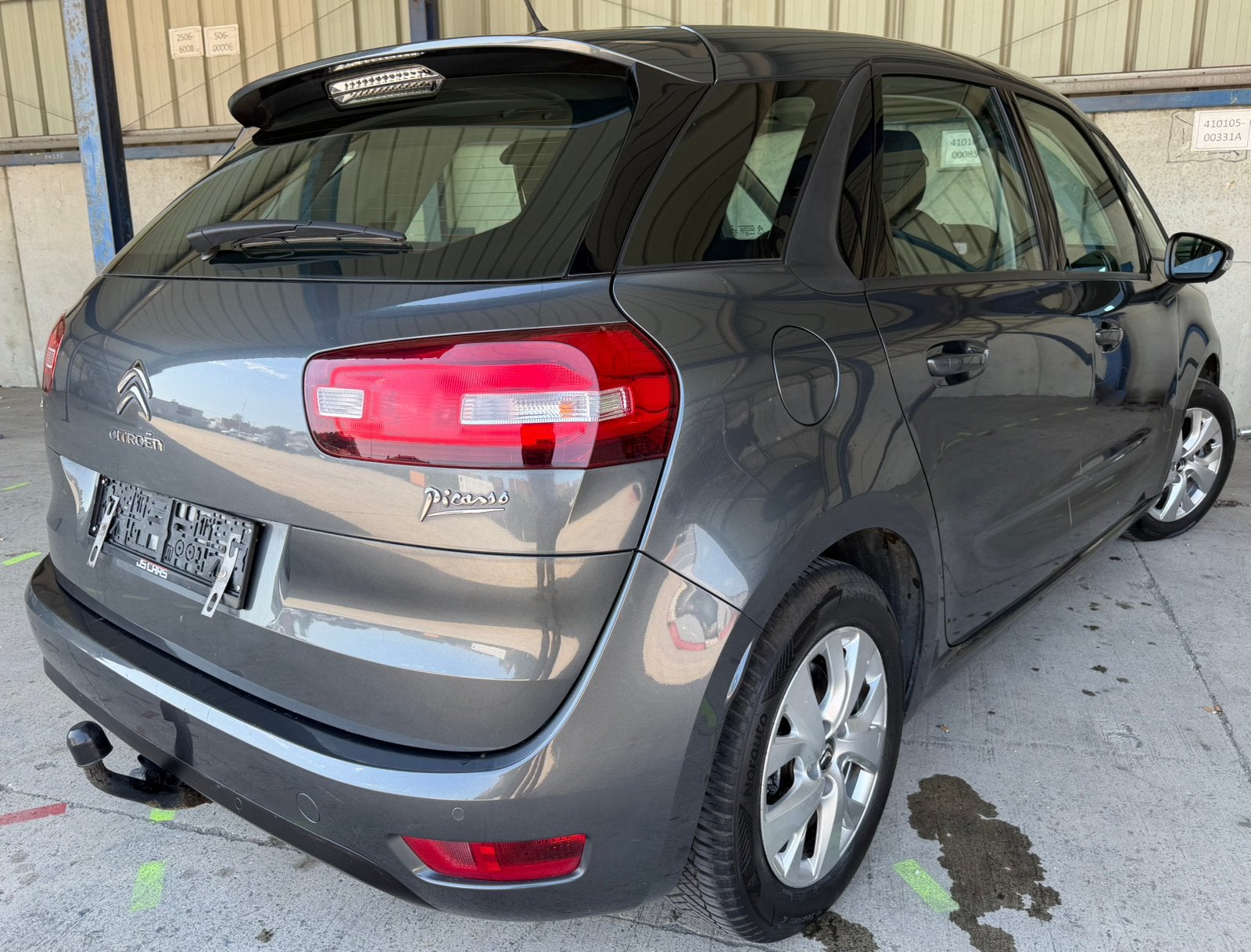 Citroën C4 Picasso / 1.2L Essence / Euro 6b / 130ch, Argent ou Gris, Achat, Euro 6, Boîte manuelle