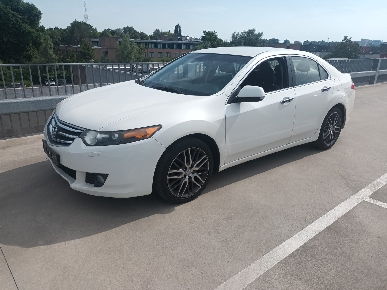 HONDA ACCORD 2.0 AUTOMAAT 110.000KM AIRCO 9500€, Auto's, Honda, Parkeersensor, Stof, 4 cilinders, Wit