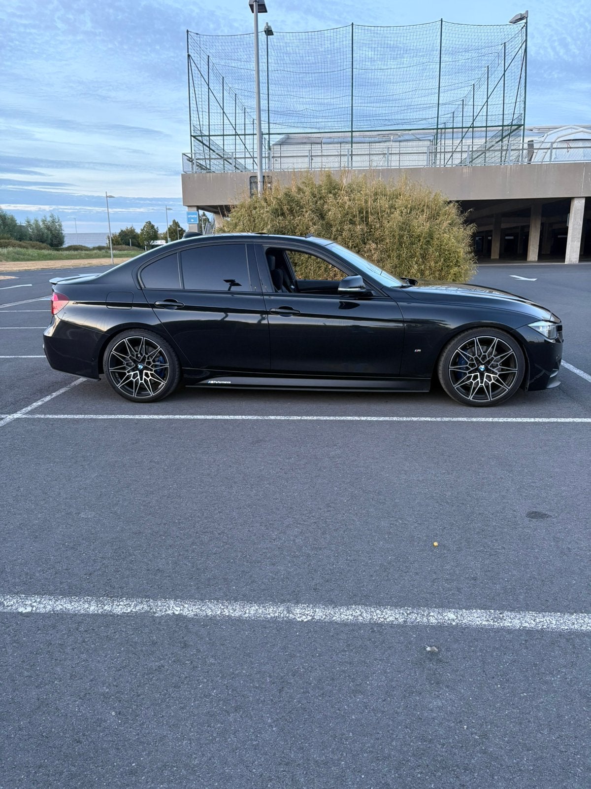 Bmw 330e f30, Autos, Cuir, Achat, 4 portes, Noir