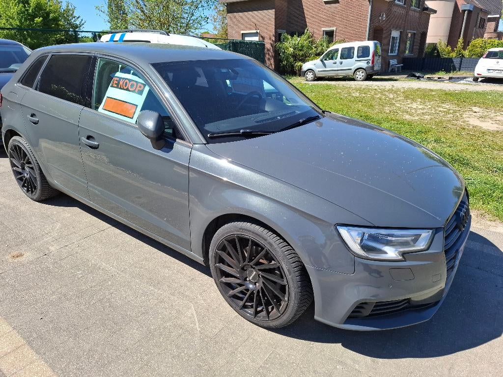 AUDI A3 1.6TDI met vele opties, Autos, Argent ou Gris, Achat, Euro 6, Boîte manuelle