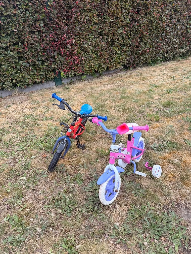 2 kinderfietsjes, Fietsen en Brommers, Fietsen | Kinderfietsjes, Ophalen, Gebruikt
