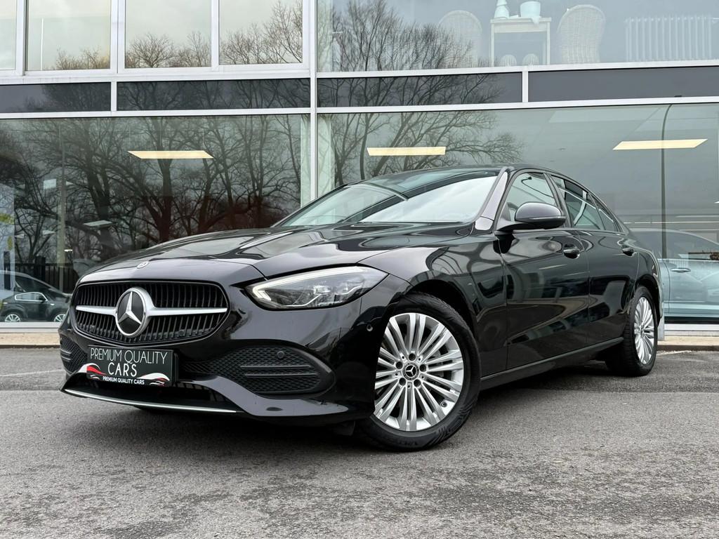 Mercedes-Benz C 180 CHAUFFAGE DES SIÈGES / CARPLAY / CAMÉR, Autos, Achat, 4 portes, Entreprise, Noir