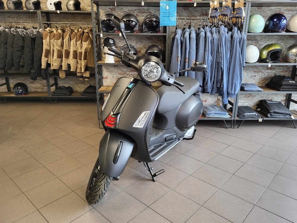 Vespa GTS 310 2026 FaceLift, Motoren, Scooter, Nieuw, Bedrijf, 310 cc
