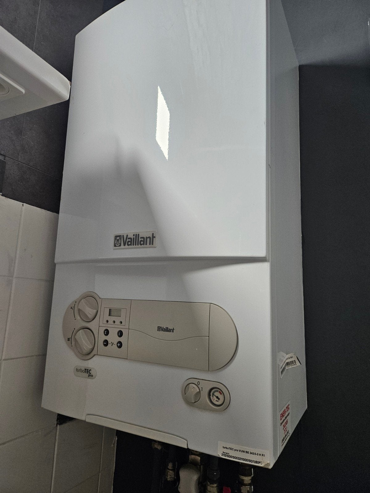 Chaudière Vaillant turboTEC pro – chauffage + eau chaude, Enlèvement ou Envoi