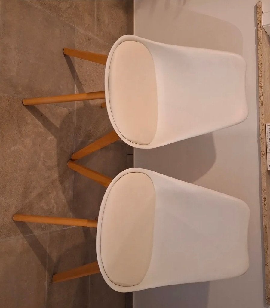 2 witte stoelen, Ophalen, Gebruikt, Hout