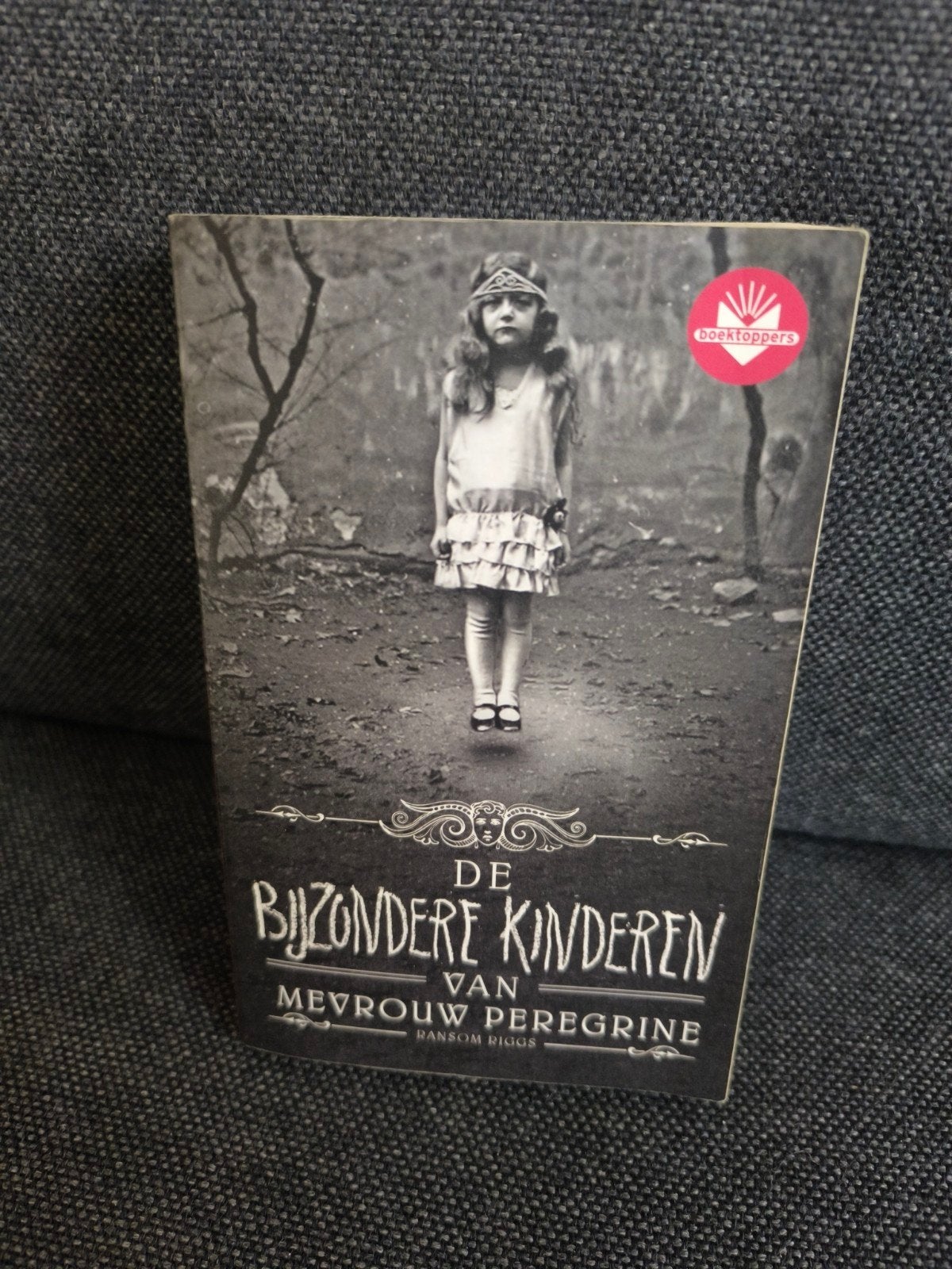 De bijzondere kinderen van mevrouw Peregrine (Ransom Riggs), Ophalen, Zo goed als nieuw, Ransom Riggs, Fictie