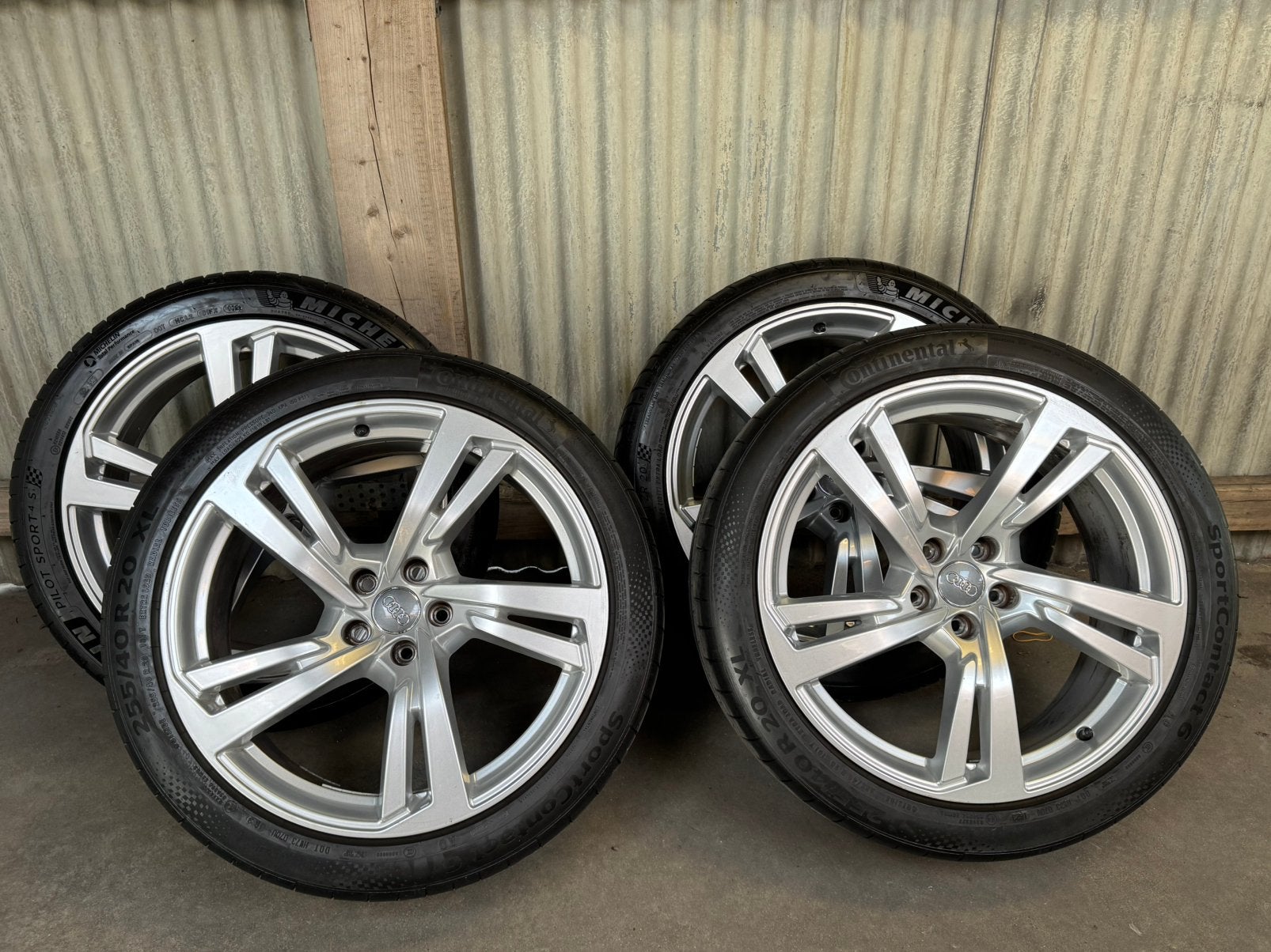 Originele 20 Inch Audi A7 velgenset uitstekende staat!, Ophalen, Zomerbanden, Band(en)