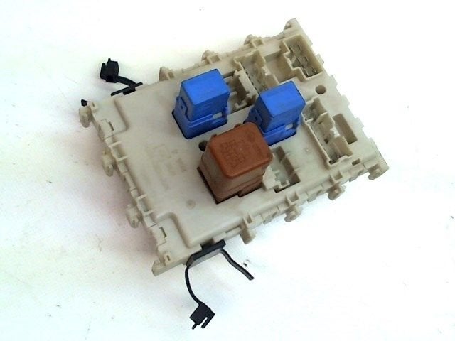 ZEKERINGKAST Nissan Primera (P12) (|24350AV700|), Gebruikt, Nissan