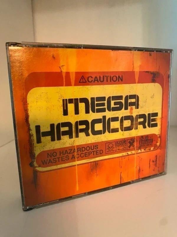 Mega Hardcore - France 2003, CD & DVD, CD | Dance & House, Utilisé, Envoi