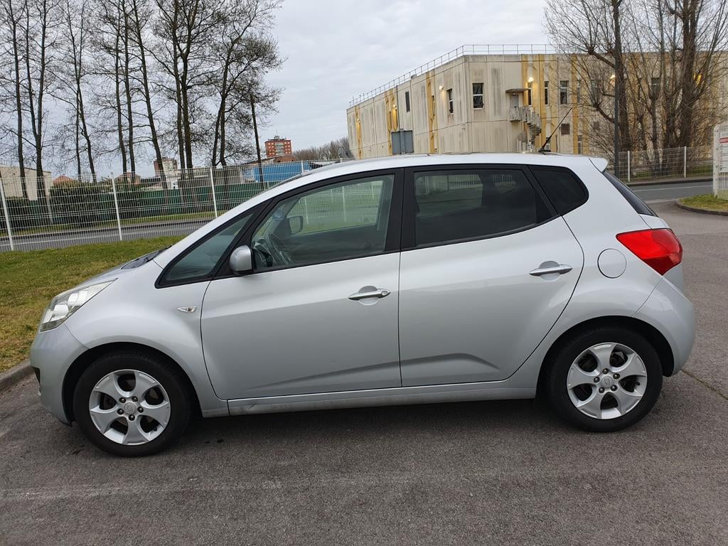 Kia venga 1.6 grdi 115cv modèle 2012, Autos, Radio, Euro 5, Achat, Autres couleurs