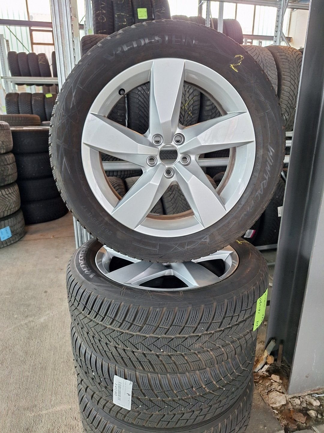Volkswagen T-Cross WInterset 17 Inch Origineel, Pneus et Jantes, Pneus hiver, -, Véhicule de tourisme