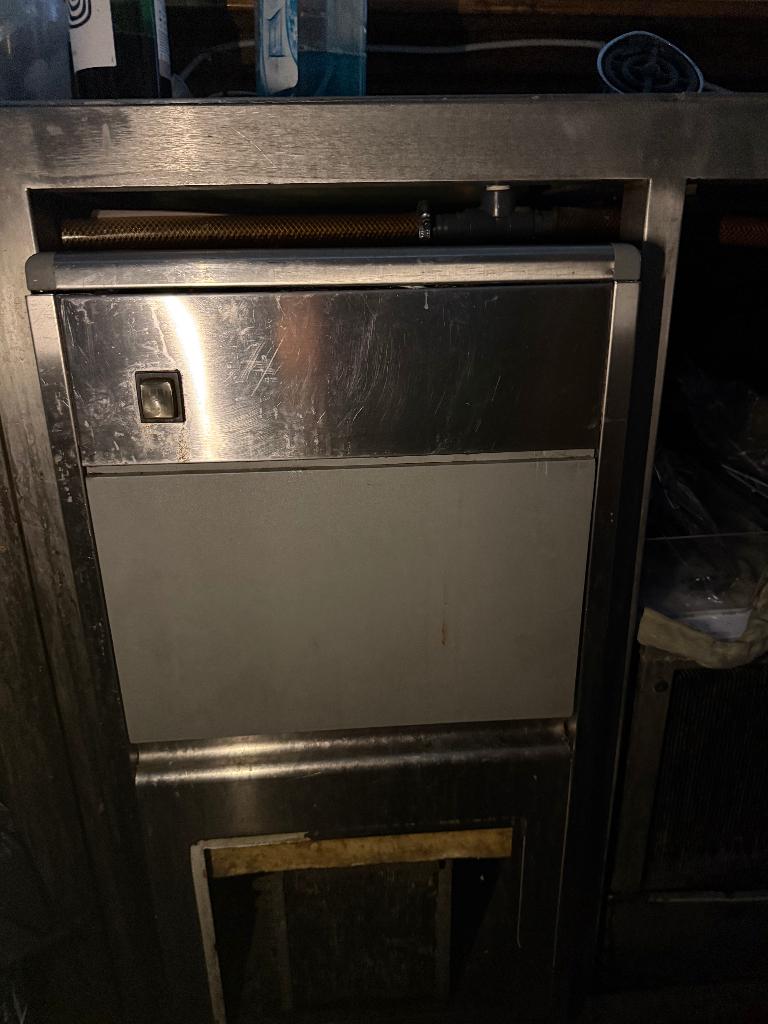 Professionele ijsmachine voor horeca, onderbouw model., Ophalen, Gebruikt, Koelen en Vriezen