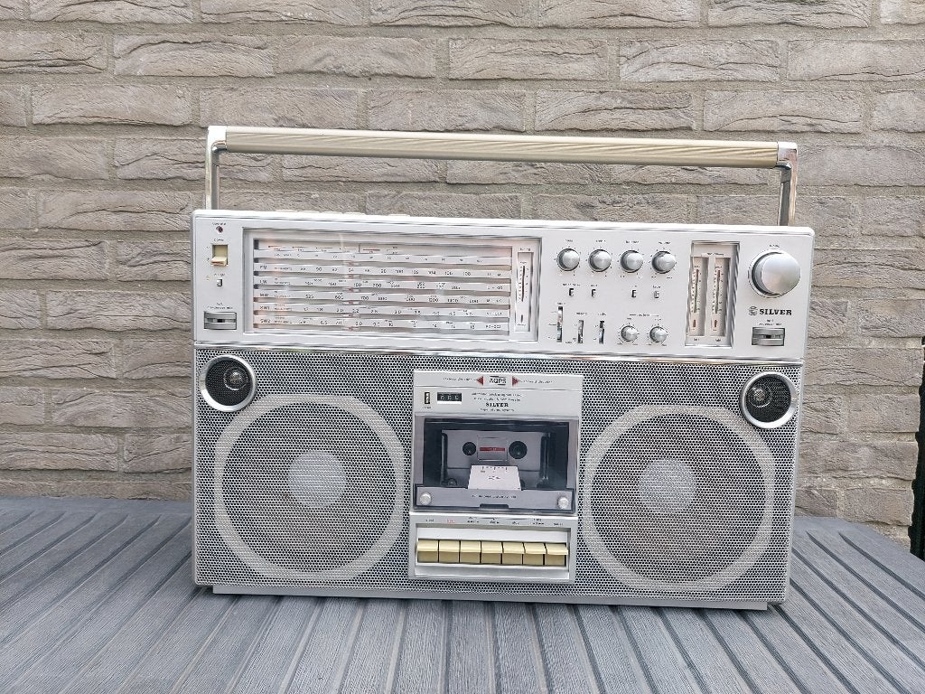 Silver retro radio, TV, Hi-fi & Vidéo, Radios, Enlèvement, Utilisé, Radio