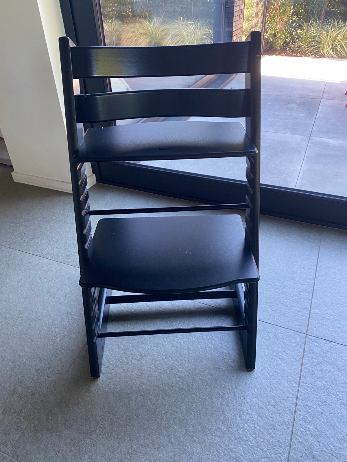 STOKKE Tripp Trapp - Zwart, Enlèvement, Utilisé, Chaise évolutive, Coulissant