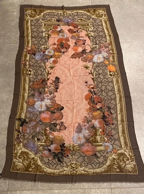 Gianfranco Ferre multicolor foulard met bloemenprint, Gianfranco Ferre, Ophalen of Verzenden, Nieuw, Sjaal