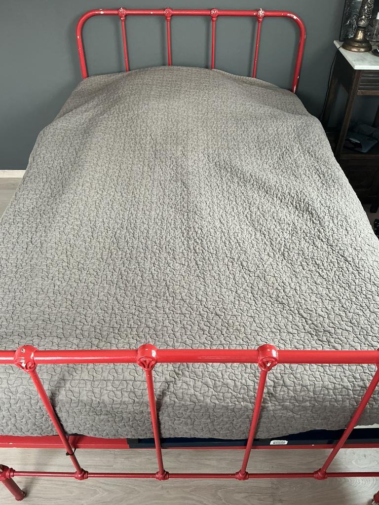 Oud Ijzeren bed twijfelaar vintage, Ophalen, Gebruikt, Twijfelaar, 120 cm