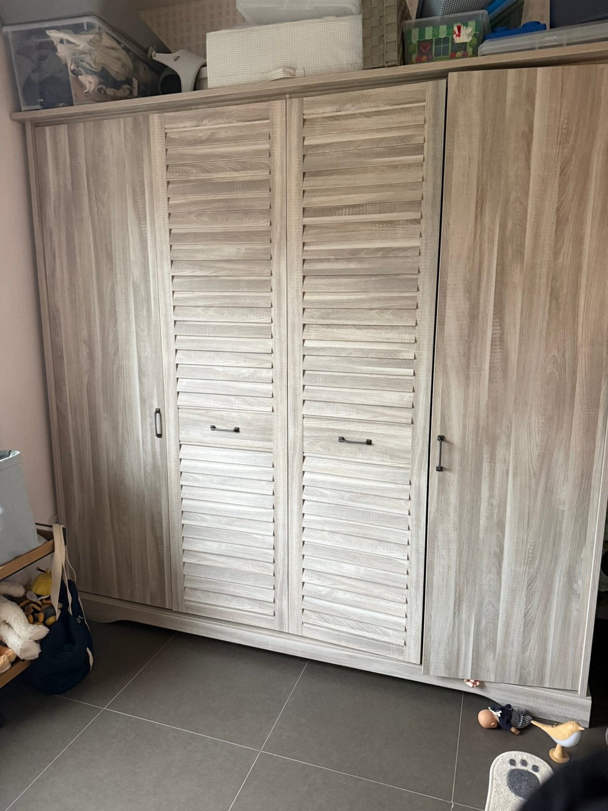 Ruime slaapkamer, Huis en Inrichting, Ophalen, Gebruikt