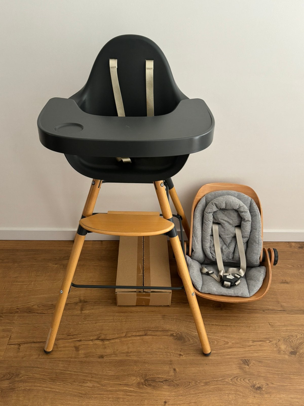 Childhome - Childwood Evolu 2 eetstoel, Kinderen en Baby's, Ophalen, Gebruikt, Meegroeistoel, Gordel(s)
